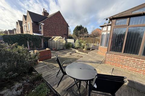 2 bedroom townhouse for sale, Barley Close, Burton-On-Trent DE14