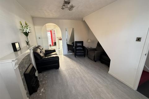 2 bedroom townhouse for sale, Barley Close, Burton-On-Trent DE14