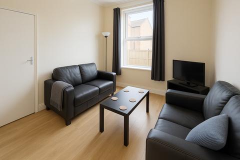 4 bedroom terraced house to rent, Saxony Road, Kensington, Liverpool