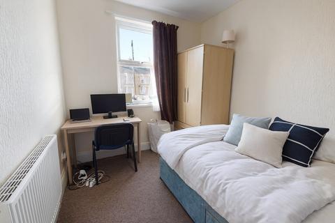 4 bedroom terraced house to rent, Saxony Road, Kensington, Liverpool