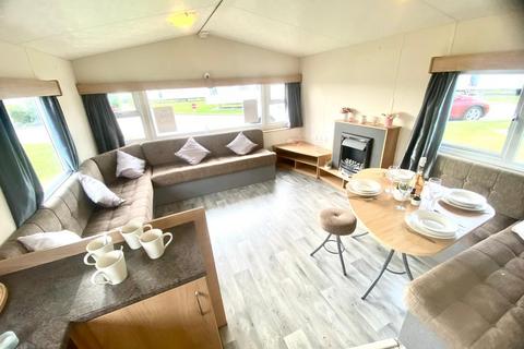 3 bedroom static caravan for sale, Low Road, Harwich CO12