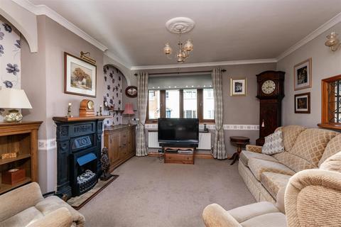3 bedroom semi-detached house for sale, Horwood Close, Rochester