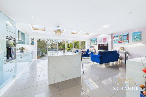 5 bedroom detached house for sale, Tamworth Road, Coventry CV7