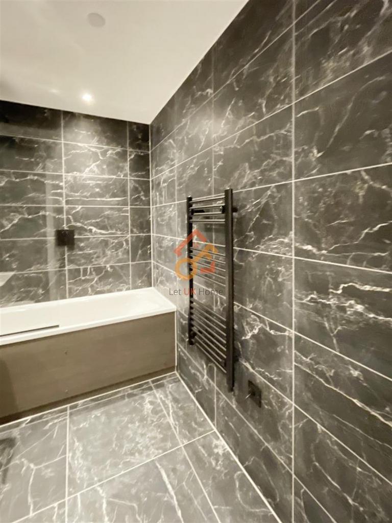 ???? 2025-12-01 110759 785.jpg