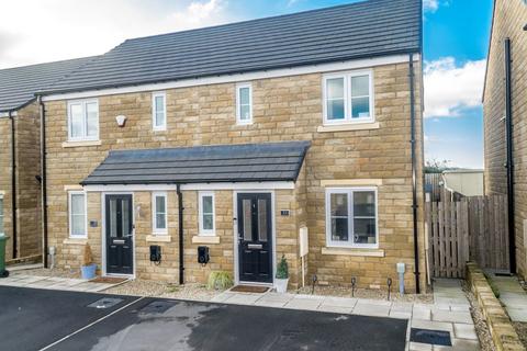 3 bedroom semi-detached house for sale, Jacquard Road, Skelmanthorpe, HD8