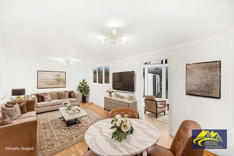 3 bedroom terraced house for sale, Five Acres, Harlow