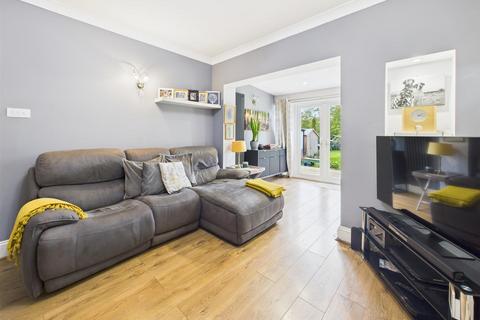 4 bedroom semi-detached house for sale, Armscroft Place, Elmbridge, Gloucester
