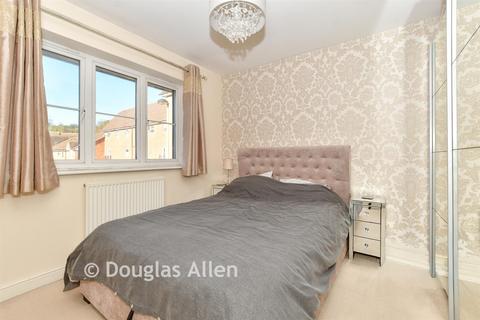 2 bedroom maisonette for sale, Caspian Way, Purfleet RM19