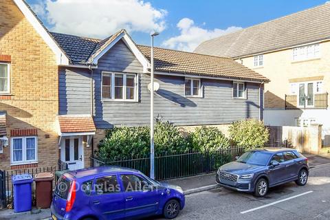 undefined, Caspian Way, Purfleet RM19
