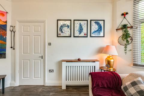 3 bedroom terraced house for sale, Gainsborough Drive, Westcliff-on-sea, SS0