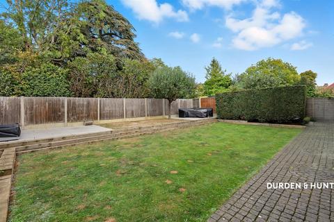 undefined, Western Road, Leigh-On-Sea SS9