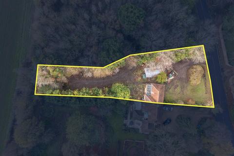 undefined, Hawthorn Hill, Warfield