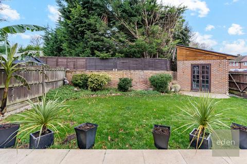 4 bedroom end of terrace house for sale, Blacklands, East Malling, ME19