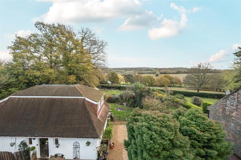 4 bedroom detached house for sale, Hogscross Lane, Chipstead