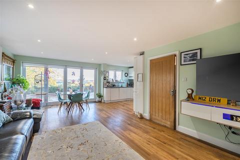 4 bedroom detached house for sale, Hogscross Lane, Chipstead