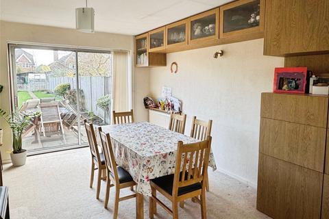 undefined, Rochester Avenue, Woodley, Reading