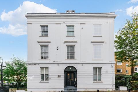 Crescent Grove, LONDON