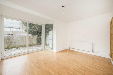 2 bedroom flat for sale, Marshfield Street, London E14