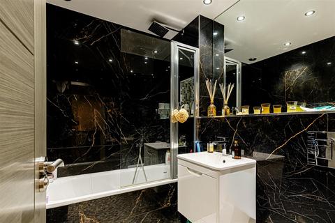 2 bedroom apartment for sale, Saffron Hill, London EC1N