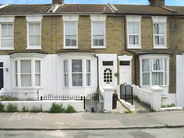 Duncan Road Ramsgate CT11 2 bed maisonette - £835 pcm (£193 pw)
