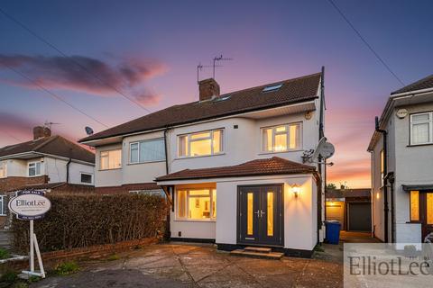 4 bedroom semi-detached house for sale, Warwick Avenue, Harrow HA2