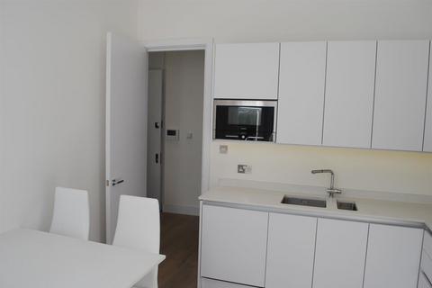 2 bedroom flat to rent, 104 South Hill Park, London