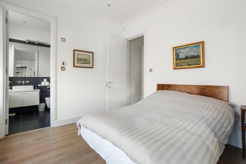 2 bedroom flat to rent, 104 South Hill Park, London