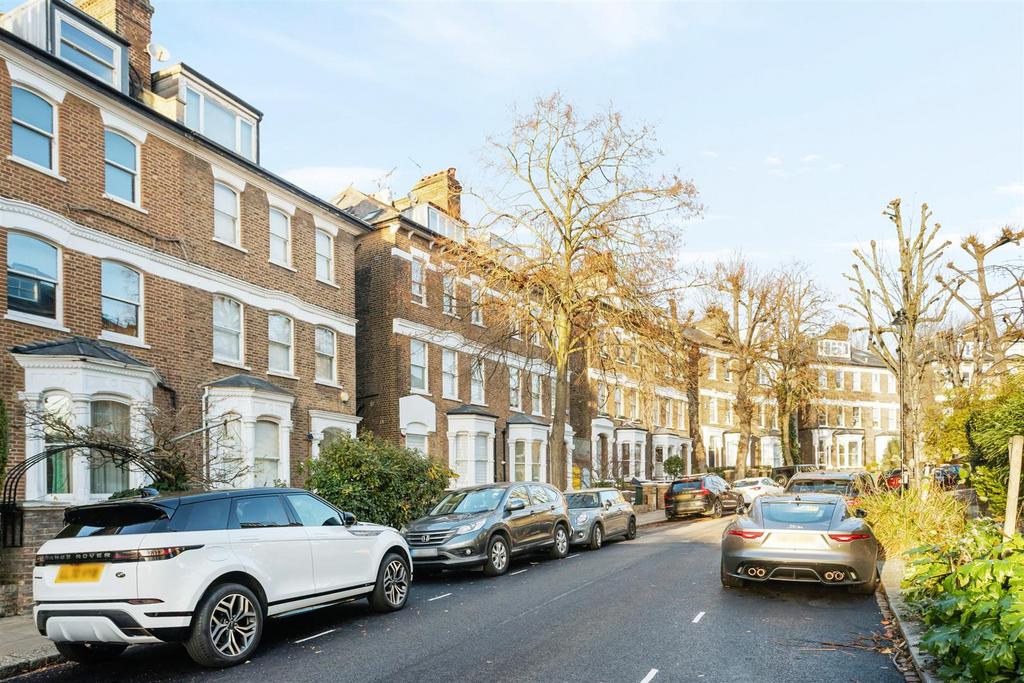 104 South Hill Park NW3-17.jpg