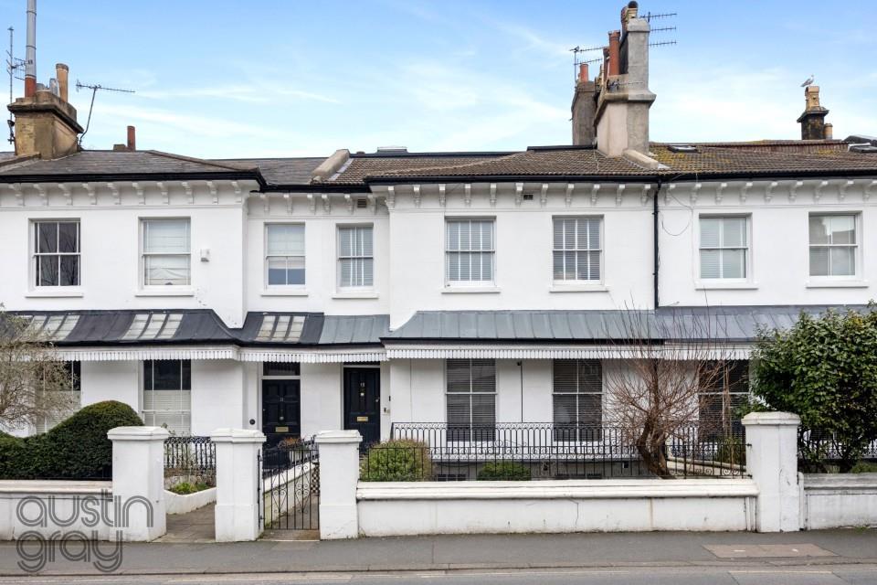 Buckingham Place, TFF 13-021 (AG).jpg