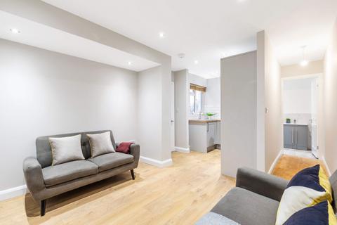 1 bedroom house to rent, Lidgett Lane, Leeds LS17