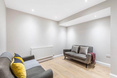 1 bedroom house to rent, Lidgett Lane, Leeds LS17