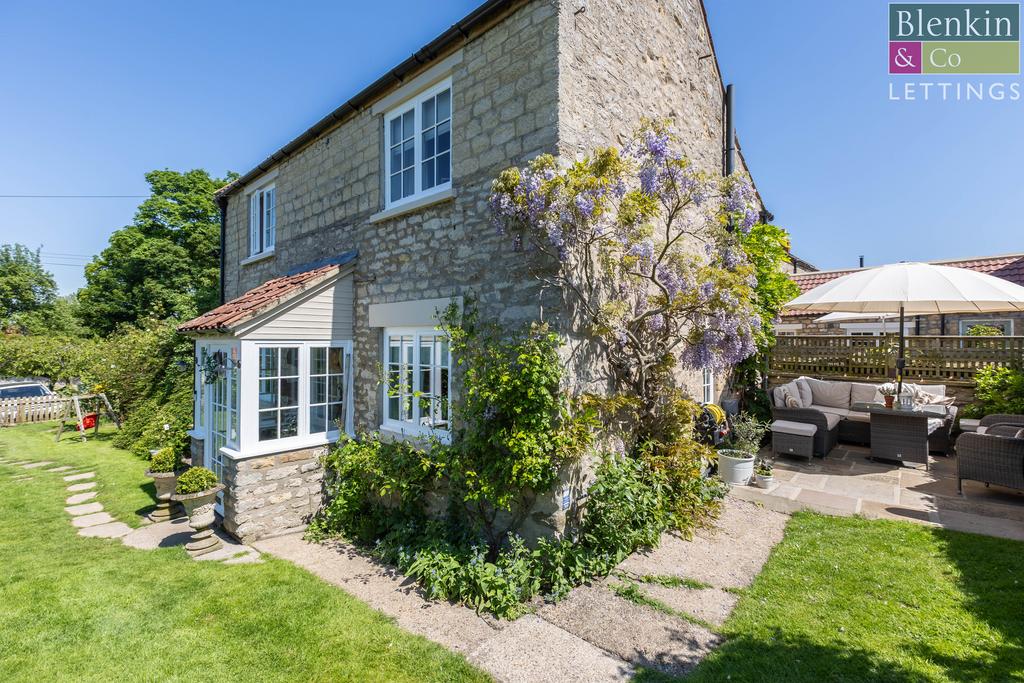 Spring Cottage External-6