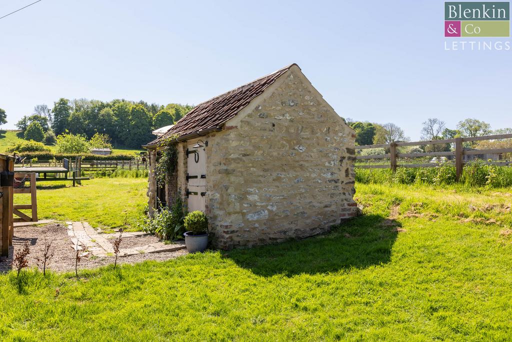 Spring Cottage External-19