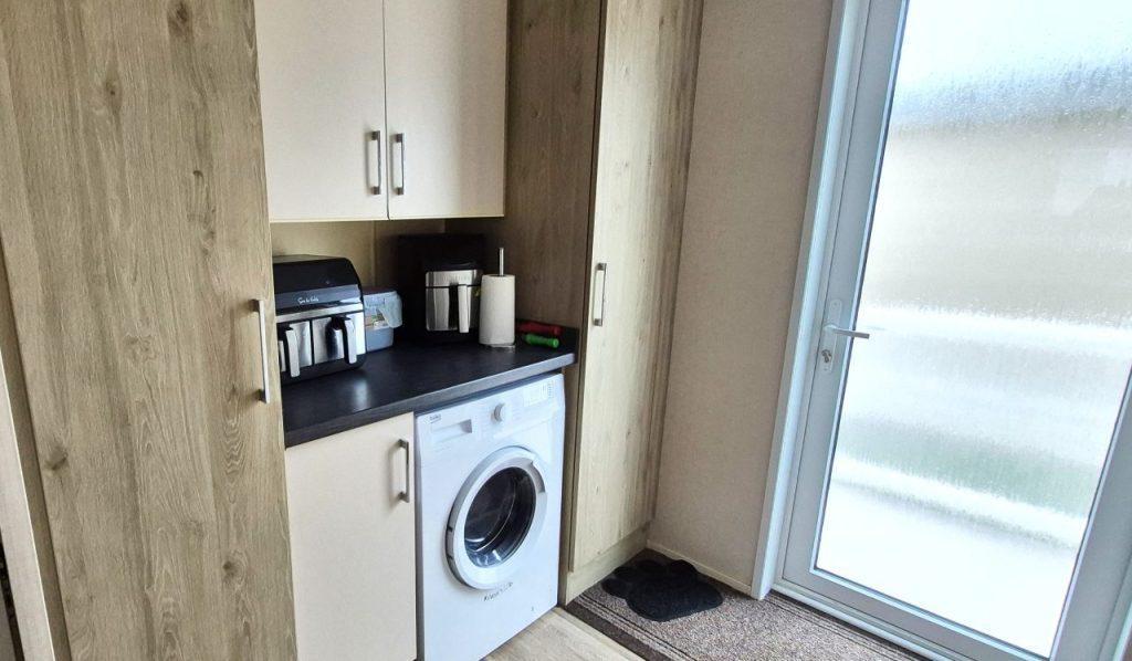 Lodge Utility 12c941a2c115fa01a8b72b3bdce5e1fa