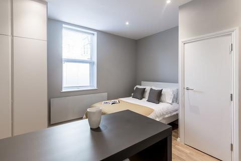 Ground floor flat to rent, Flat 3 Saltram Crescent 109 Saltram Crescent
