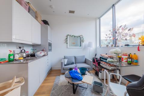 1 bedroom flat for sale, Bath Road, Slough SL1