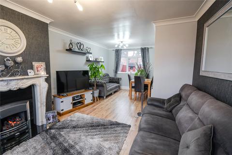 4 bedroom semi-detached house for sale, Ancaster Avenue, Grimsby, Lincolnshire, DN33