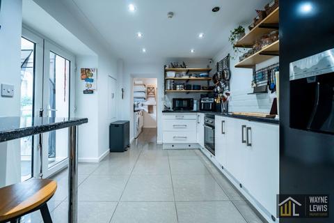 3 bedroom semi-detached house for sale, Pontygwindy Road, Caerphilly, CF83 3AD