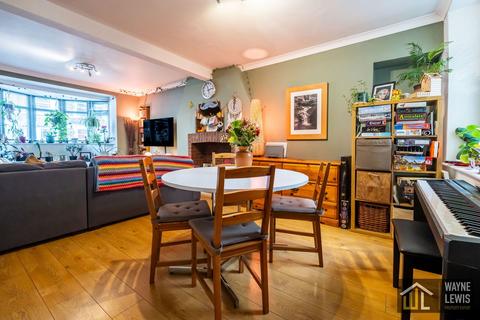 3 bedroom semi-detached house for sale, Pontygwindy Road, Caerphilly, CF83 3AD