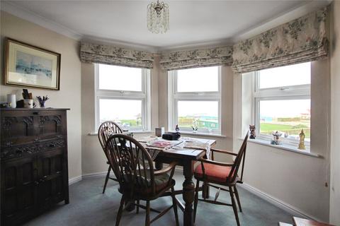 2 bedroom apartment for sale, Darwin Court, Cliftonville CT9