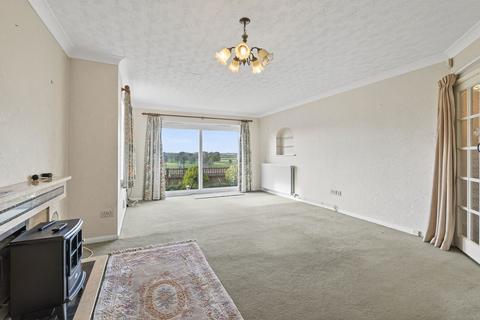 4 bedroom detached house for sale, Hall Close, Market Harborough LE16