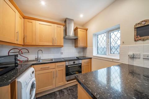 undefined, Heathfield Drive, Mitcham CR4
