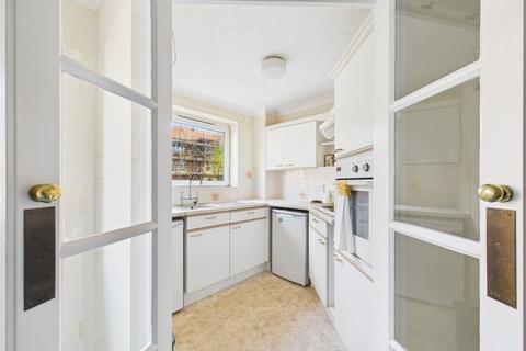 2 bedroom retirement property for sale, Amber Court, Holland Road, Hove, BN3 1LU