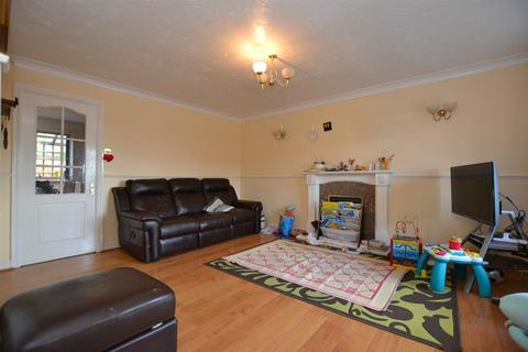 undefined, Surrey Drive, Kingswinford