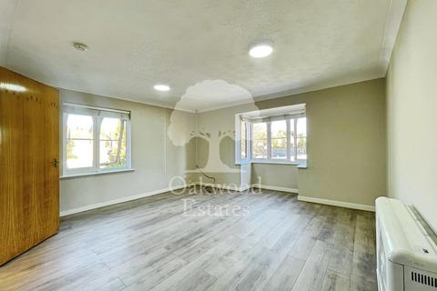 undefined, Nixey Close, Slough SL1