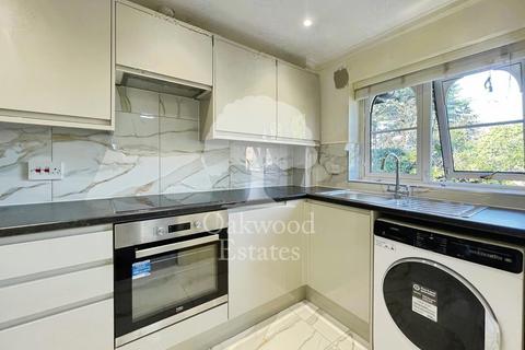 undefined, Nixey Close, Slough SL1