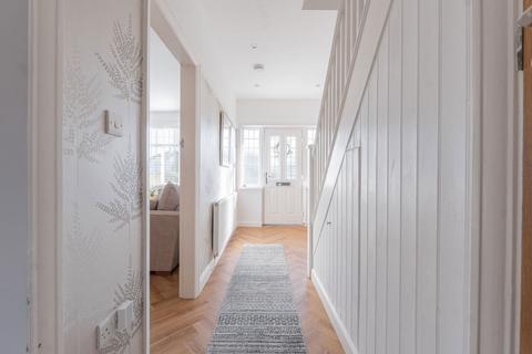 3 bedroom semi-detached house for sale, Haslucks Green Road, Solihull B90