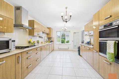 4 bedroom detached house for sale, Park Kres, St Agnes
