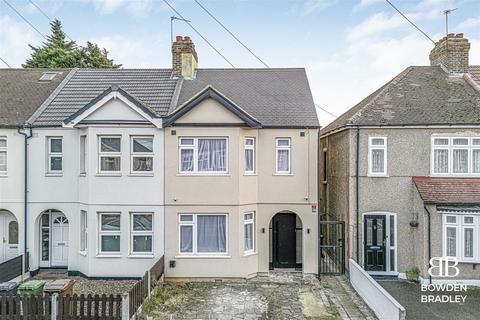Craven Gardens, Barking