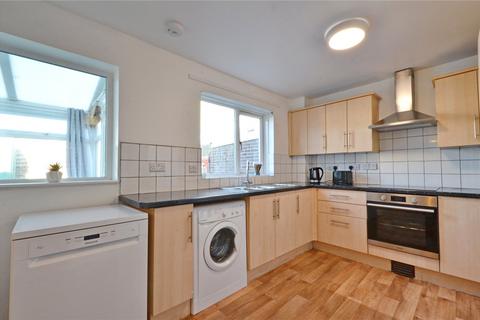 4 bedroom semi-detached house to rent, Sheldrake Drive, Stapleton, Bristol, Bristol, BS16